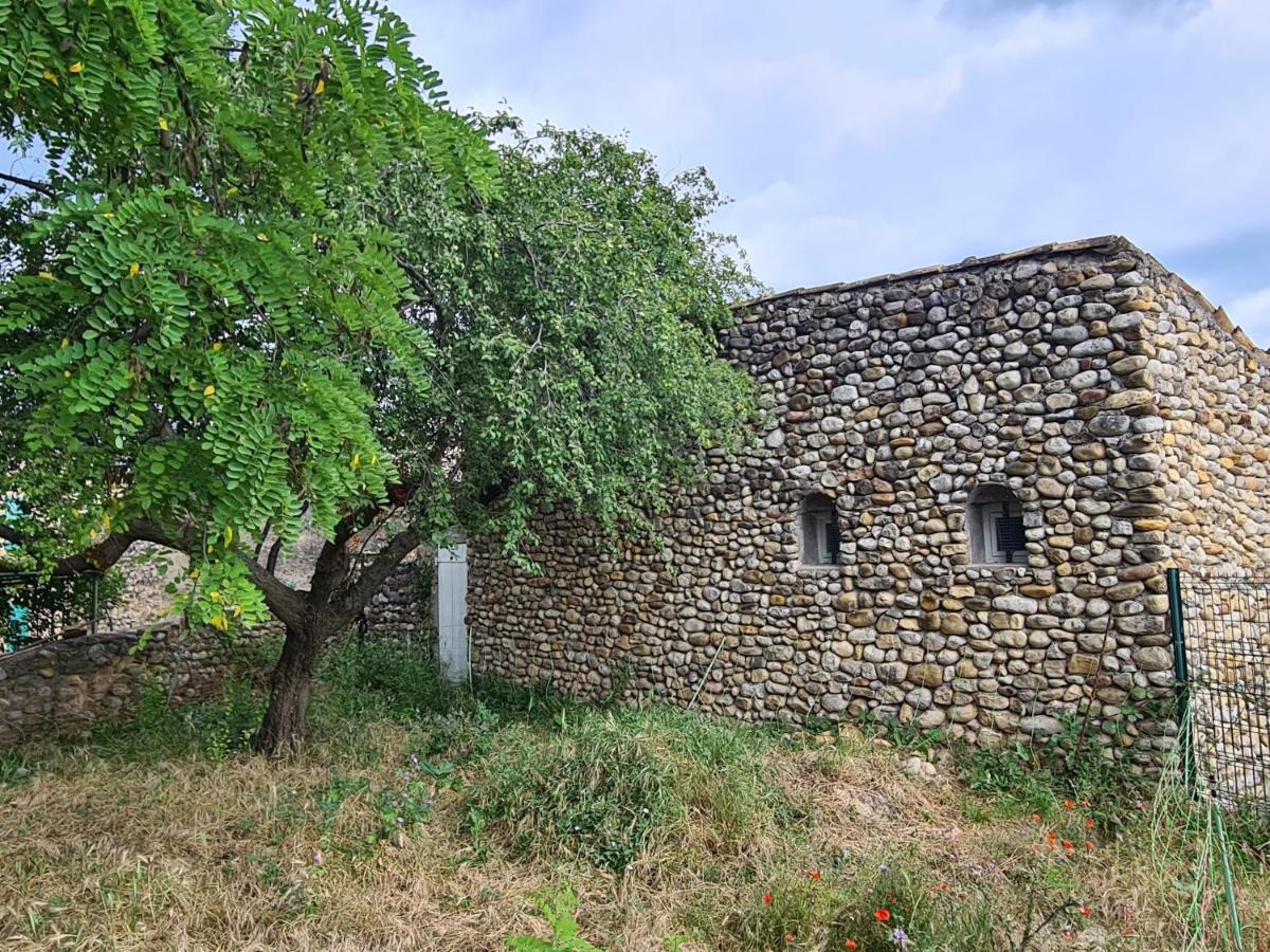 Vila La Parenthese Entrevennes Exteriér fotografie